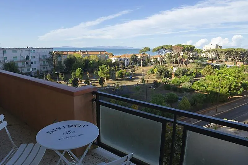 Pineta Di Ponente Villa Follonica 0*,  Italy
